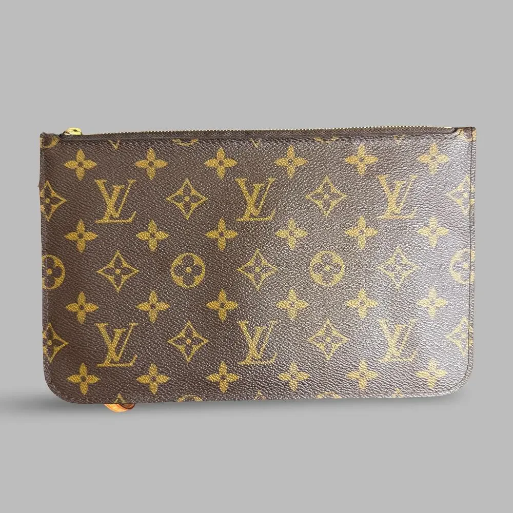 Louis Vuitton Monogram Neverfull Pouch With Wristlet Strap